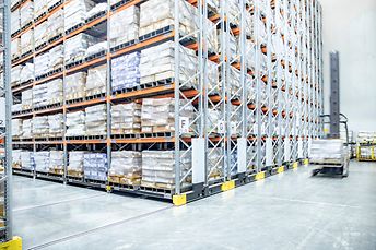 Semi-automated warehouse solution: Mobile Pallet Racks