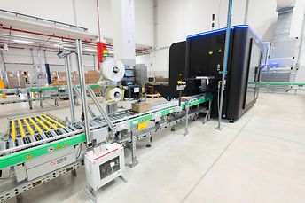 Dr. Max Telgate, Italy, volume reduction, carton closing, labelling